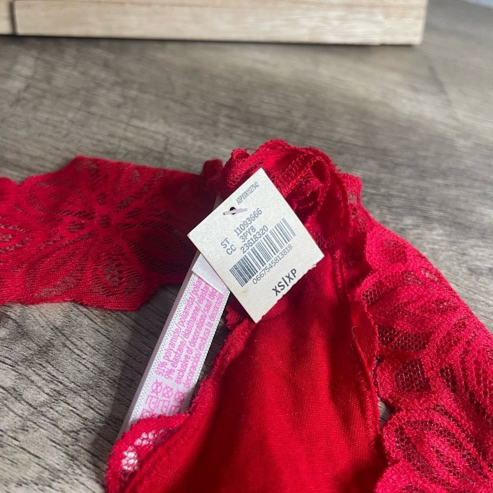 Victoria’s Secret Pink Red Thong - Picture 2 of 3